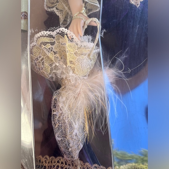 Collectible Genuine Fine Bisque Porcelain with Certificate of Authenticity - Picture 4 of 14